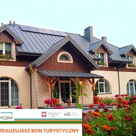 ינוביץ' Dworek Akacja Uslugi Hotelarskie מראה חיצוני תמונה