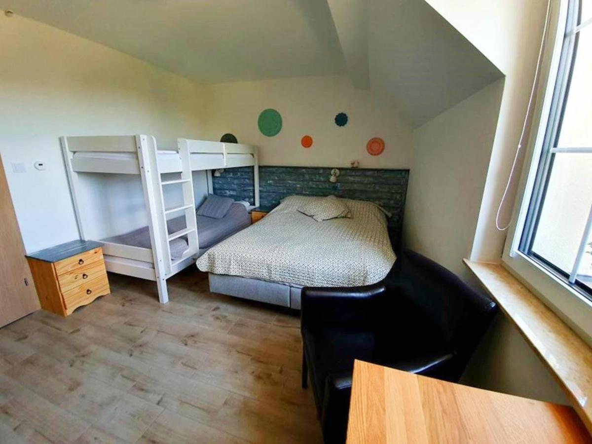 ינוביץ' Dworek Akacja Uslugi Hotelarskie מראה חיצוני תמונה