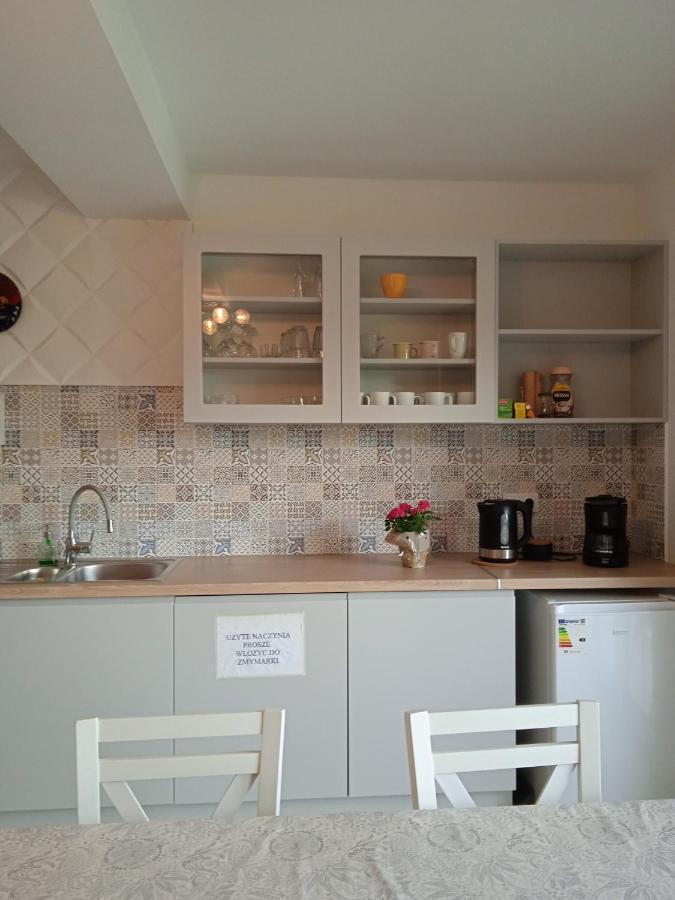 ינוביץ' Dworek Akacja Uslugi Hotelarskie מראה חיצוני תמונה