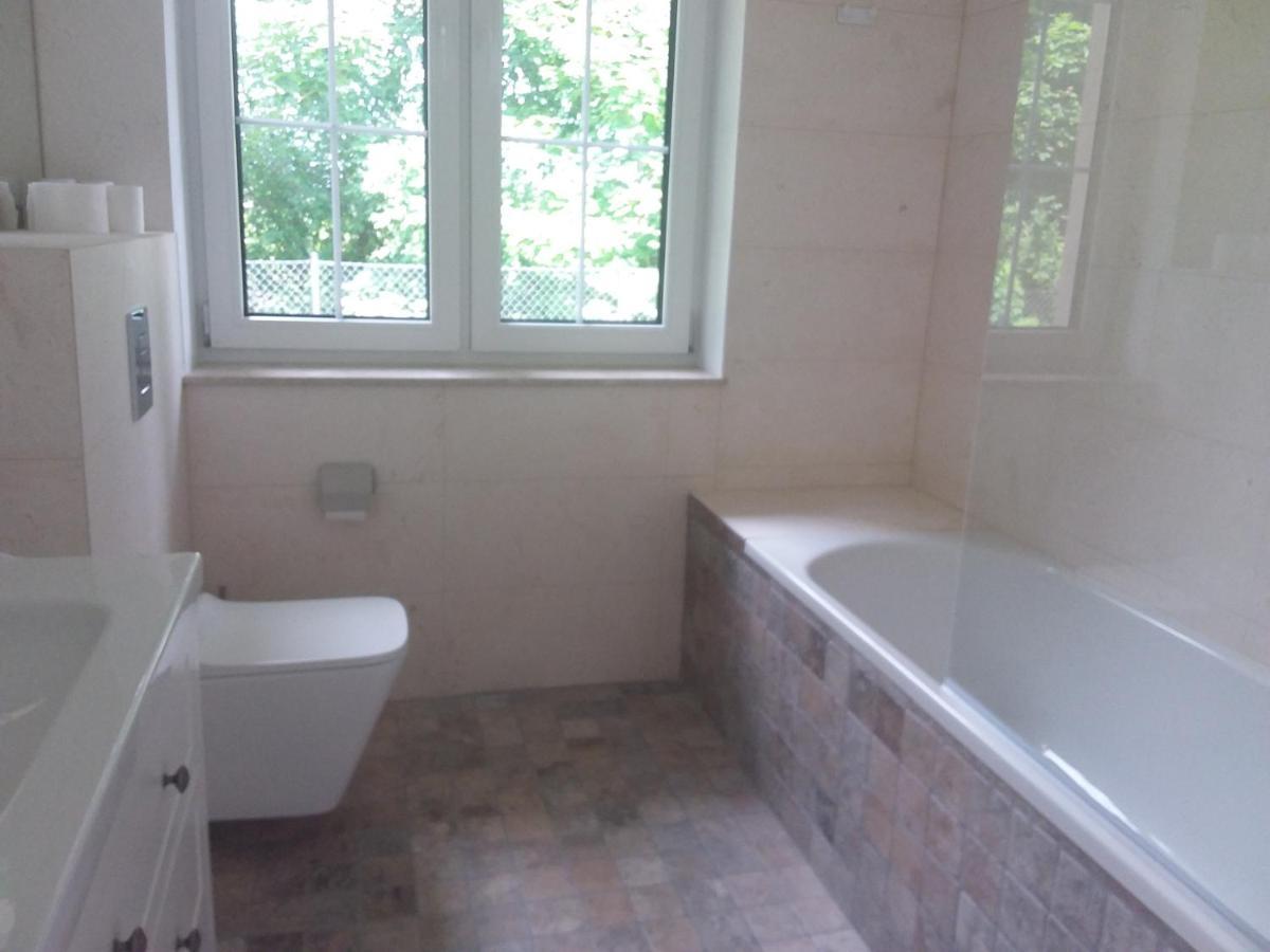 ינוביץ' Dworek Akacja Uslugi Hotelarskie מראה חיצוני תמונה