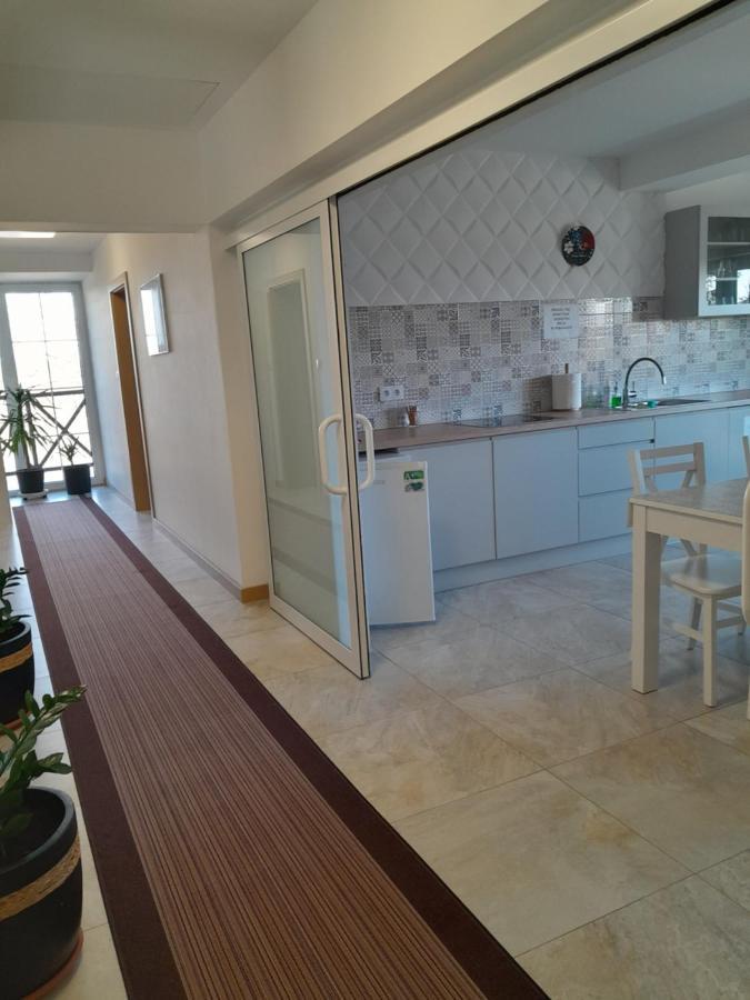 ינוביץ' Dworek Akacja Uslugi Hotelarskie מראה חיצוני תמונה